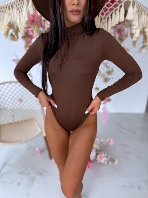 Klasikinis bodis su apykakle "AMAZING" - CHOCO